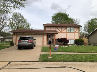 4034 Hounds Hill Dr, Florissant, MO