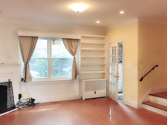 2nd image of 8266 167th St