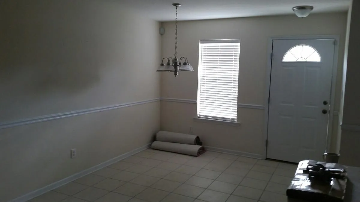 2 bed, 2.5 bath, 1308 sqft, $1,450 — Photo 4
