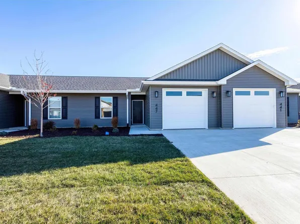 447 N 4th Ave, Eldridge, IA 52748