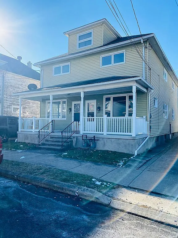 268 Frederick St photo 1