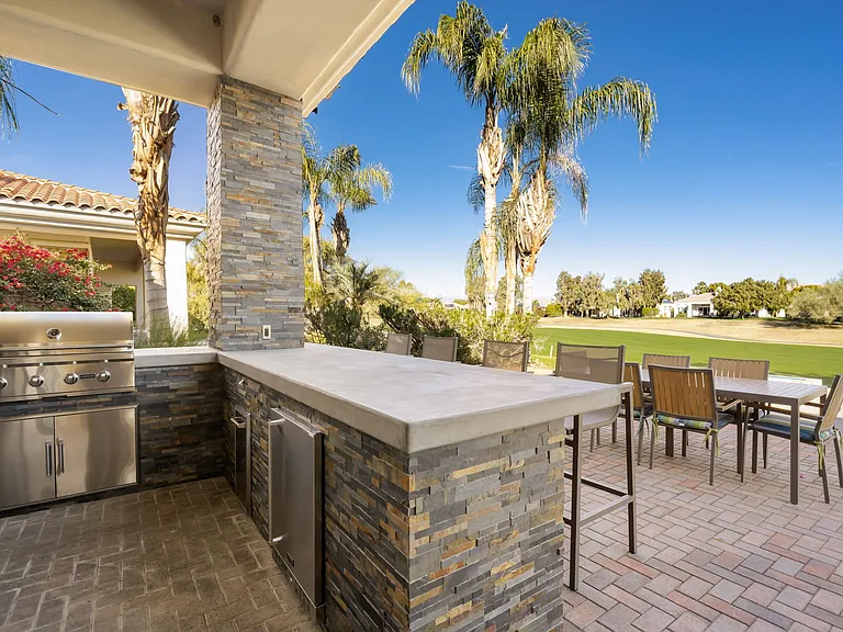 BBQ Area.