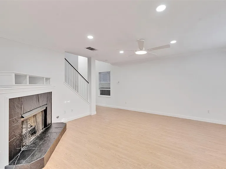 2607 Claudia Dr — Photo 6