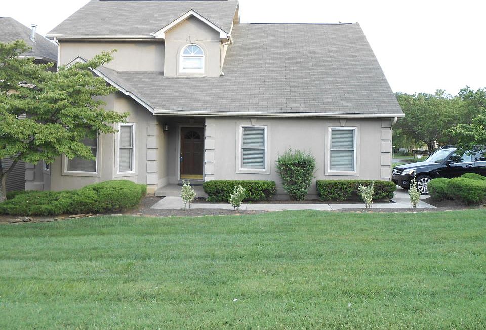 1st image of 8500 Savannah Ct