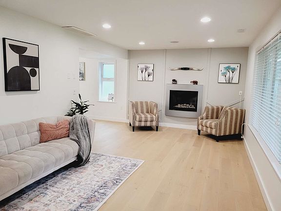 4th image of 971 51a St