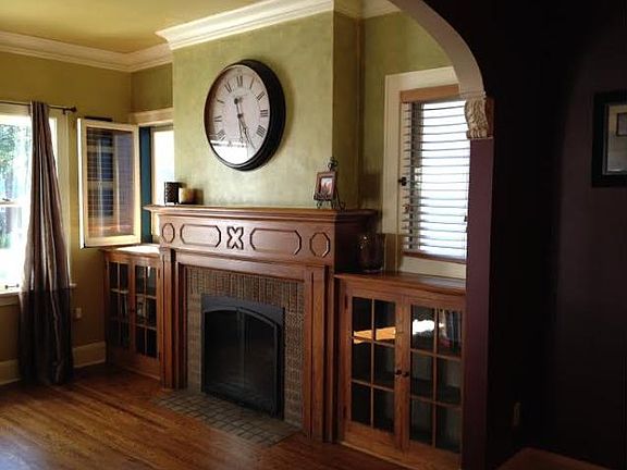 3rd image of 2087 Wellesley Ave