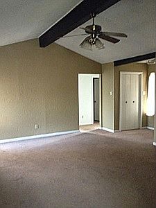 5th image of 4030 Richwood Cir