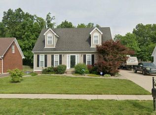 12500 Hedgeapple Way, Louisville, KY 40272