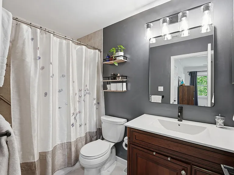 8904 Arley Dr — Photo 19