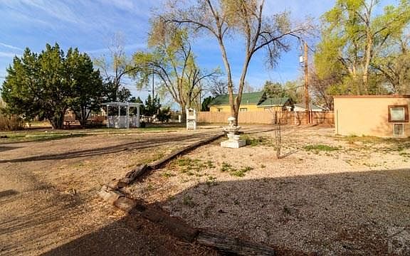 4th image of 5133 Thatcher Ave