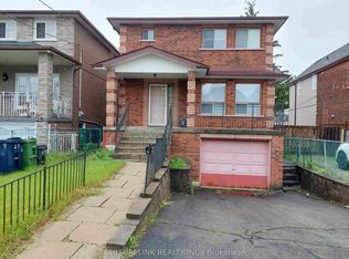 29 Goldwin Ave, Toronto, ON M6M 2C3