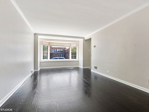 2nd image of 10228 S Fairfield Ave