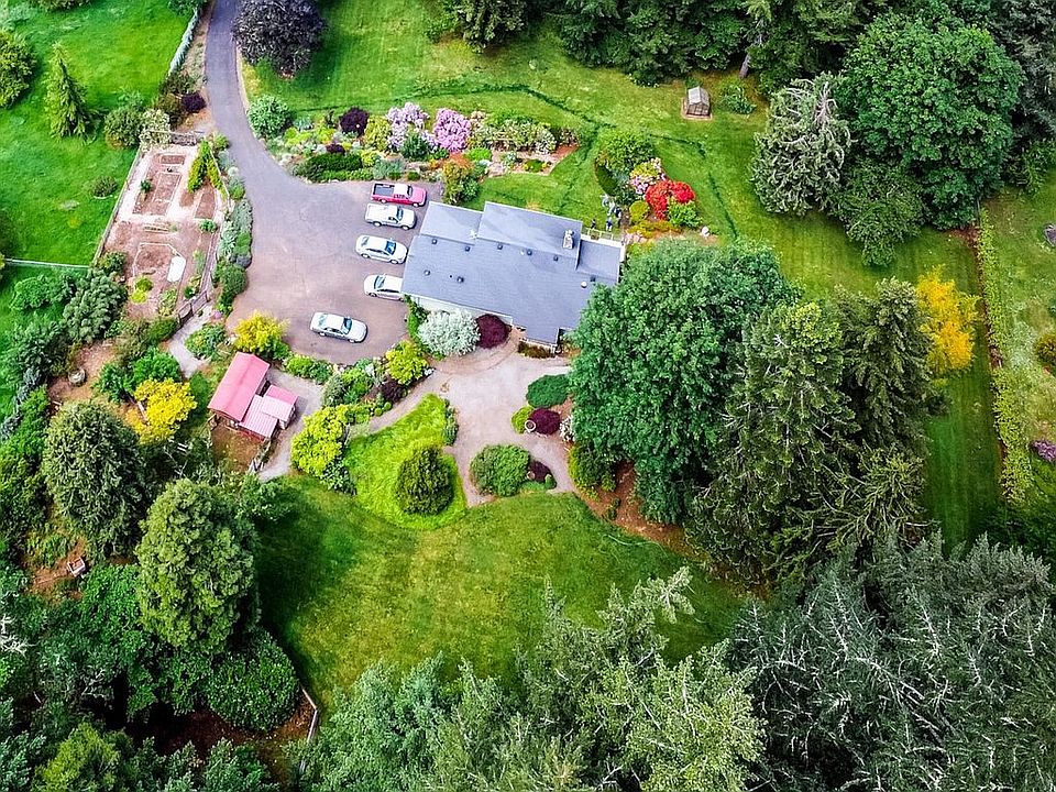 2nd image of 82882 Bradford Rd