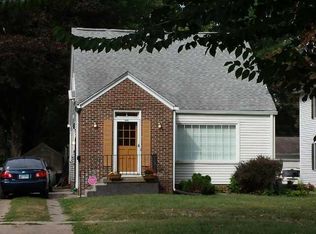 2445 S Lowell Ave #B, Springfield, IL 62704