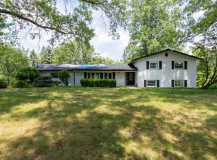 3330 Longmeadow Ln, Cincinnati, OH 45236