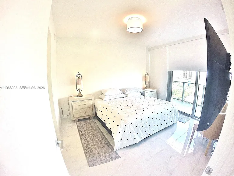 488 NE 18th St #2001 — Photo 7