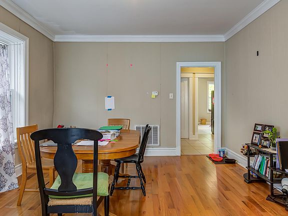 4th image of 817 Westgate Ave #Z