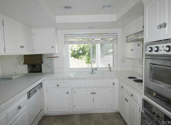 4th image of 15381 Maryknoll St