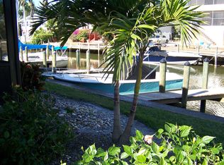 1523 Chesapeake Ave, Naples, FL 34102