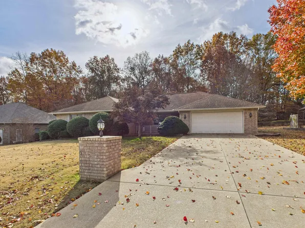 204 Parkwood Dr, Mountain Home, AR 72653