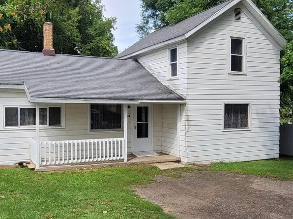 410 E Church St, Hart, MI 49420