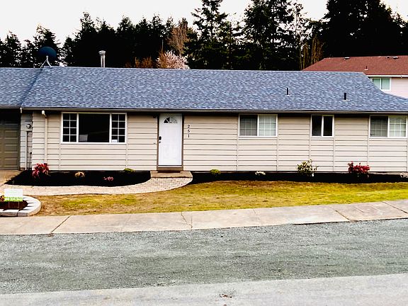 2nd image of 251 NW Clipper Dr