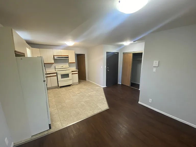 216 Leith St #4 — Photo 7