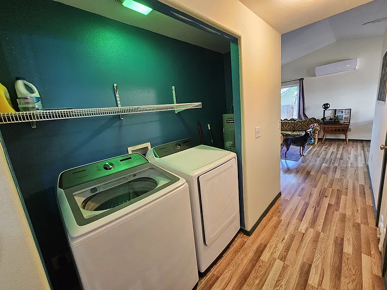 813 SE Maliah Ave — Photo 10