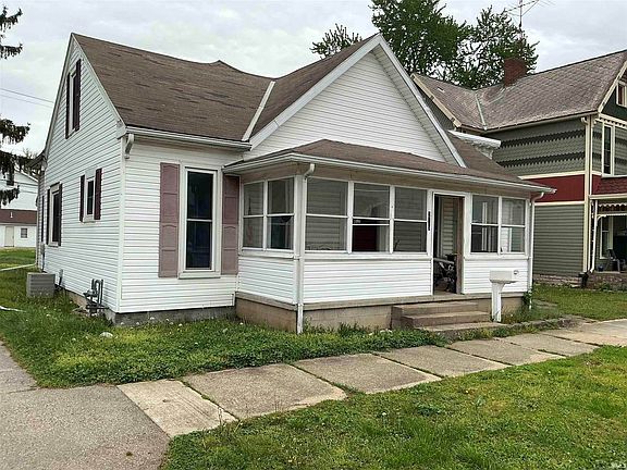 3rd image of 219 W Church St