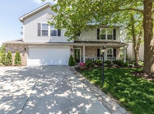 13595 Sweet Briar Pkwy, Fishers, IN 46038