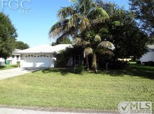 1811 SE 15th St, Cape Coral, FL 33990