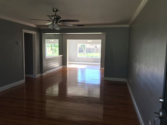 5th image of 924 Aldrich Ave