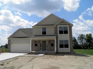13472 Patrick Dr, Fenton, MI 48451