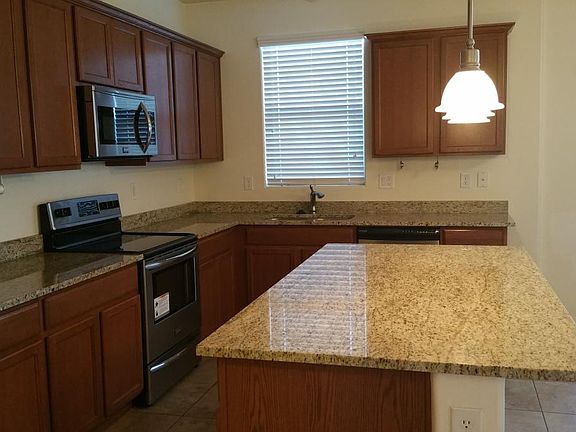 4th image of 2132 E Kings Ave