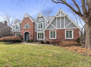 1905 NW Indian Hills Dr, Blue Springs, MO 64015