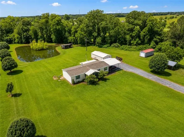 978 1181st Hwy, Plaucheville, LA 71362