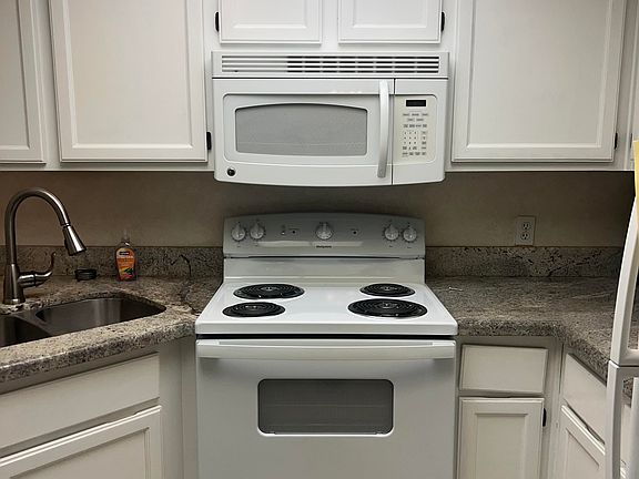 4th image of 9450-2062 E Becker Ln