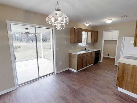 5th image of 1680 Ravenwood Ln