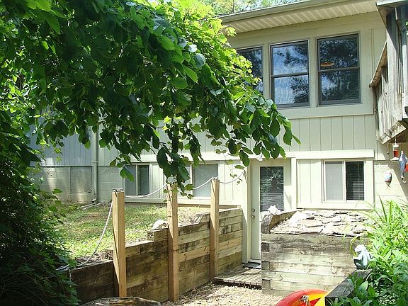5th image of 650 Butler Dr