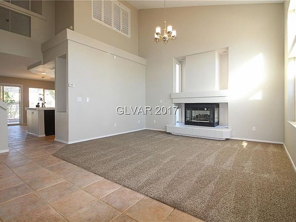 3rd image of 3733 Misty Falls St