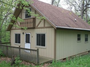 9 Oak Dr, Putnam, IL 61560