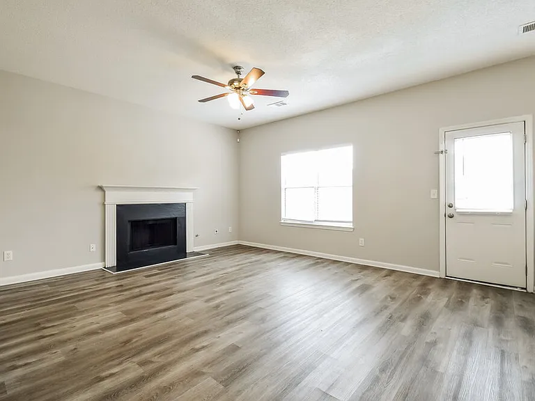 3554 Waldrop Rd — Photo 5