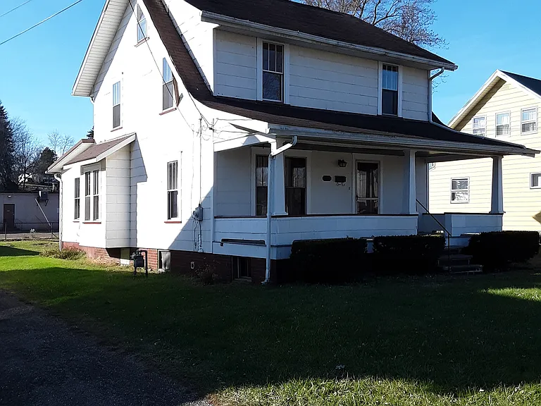 4717 Wiseland Ave S — Photo 1