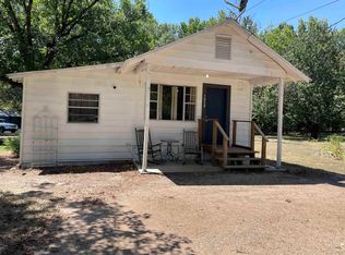 1018 S Martin St, Warren, AR 71671