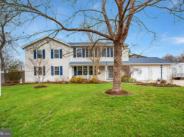 3602 Palmetto Ct, Waldorf, MD 20602