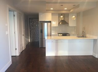 25-13 27th St #4D, Astoria, NY 11102