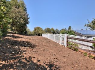 26786 Robleda Ct, Los Altos Hills, CA 94022