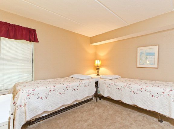 3rd image of 404 Padre Blvd #904