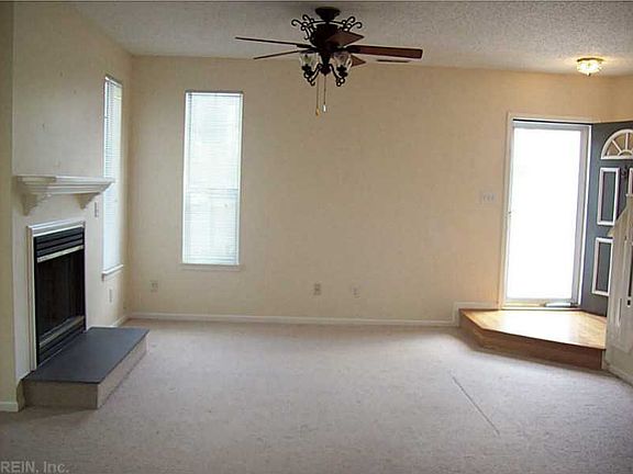 4th image of 4830 Gatwick Dr