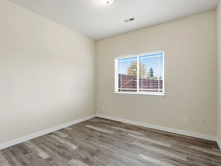 1182 W Kyler Ave — Photo 2